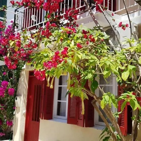 Сasa de vacaciones Polyxenis Cozy Maisonette - *