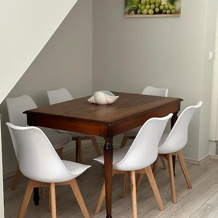 Polyxenis Cozy Maisonette - Сasa de vacaciones *