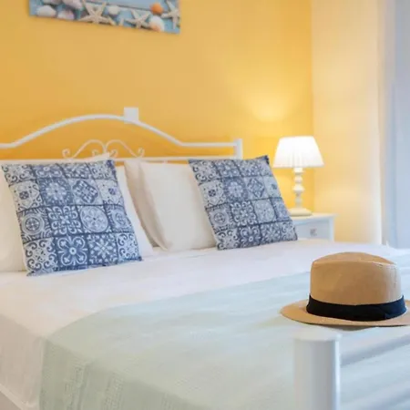 Polyxenis Cozy Maisonette - Casa de Férias Lefkáda