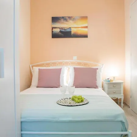 Casa de Férias Polyxenis Cozy Maisonette - Lefkáda